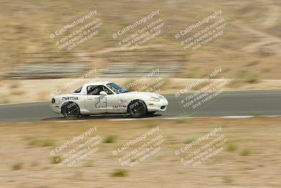 media/Jun-01-2025-CalClub SCCA (Sun) [[eae223c5dd]]/Group 5/Qualifying/